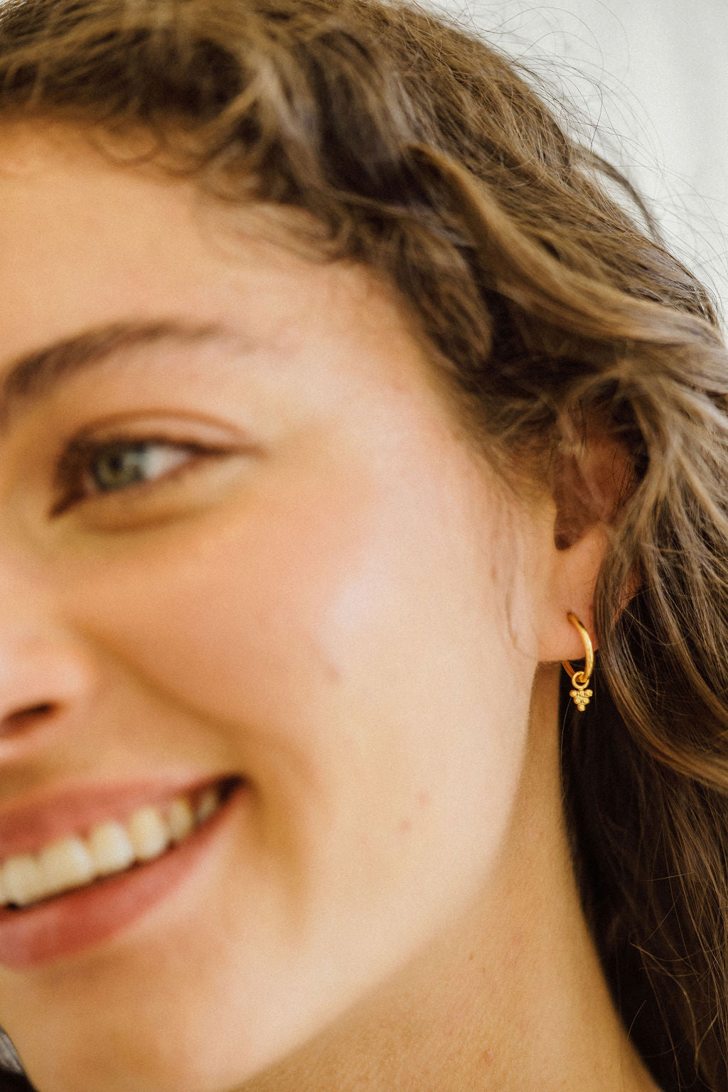 Dot Pyramid Hoops