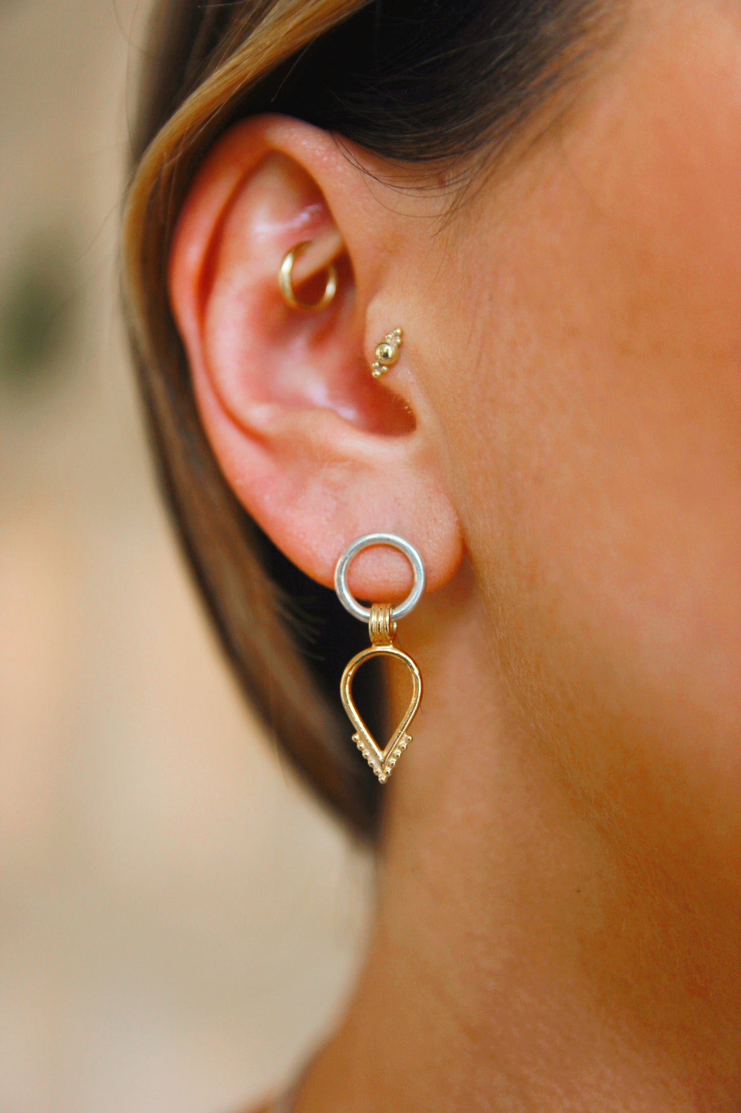 Freyja circle studs