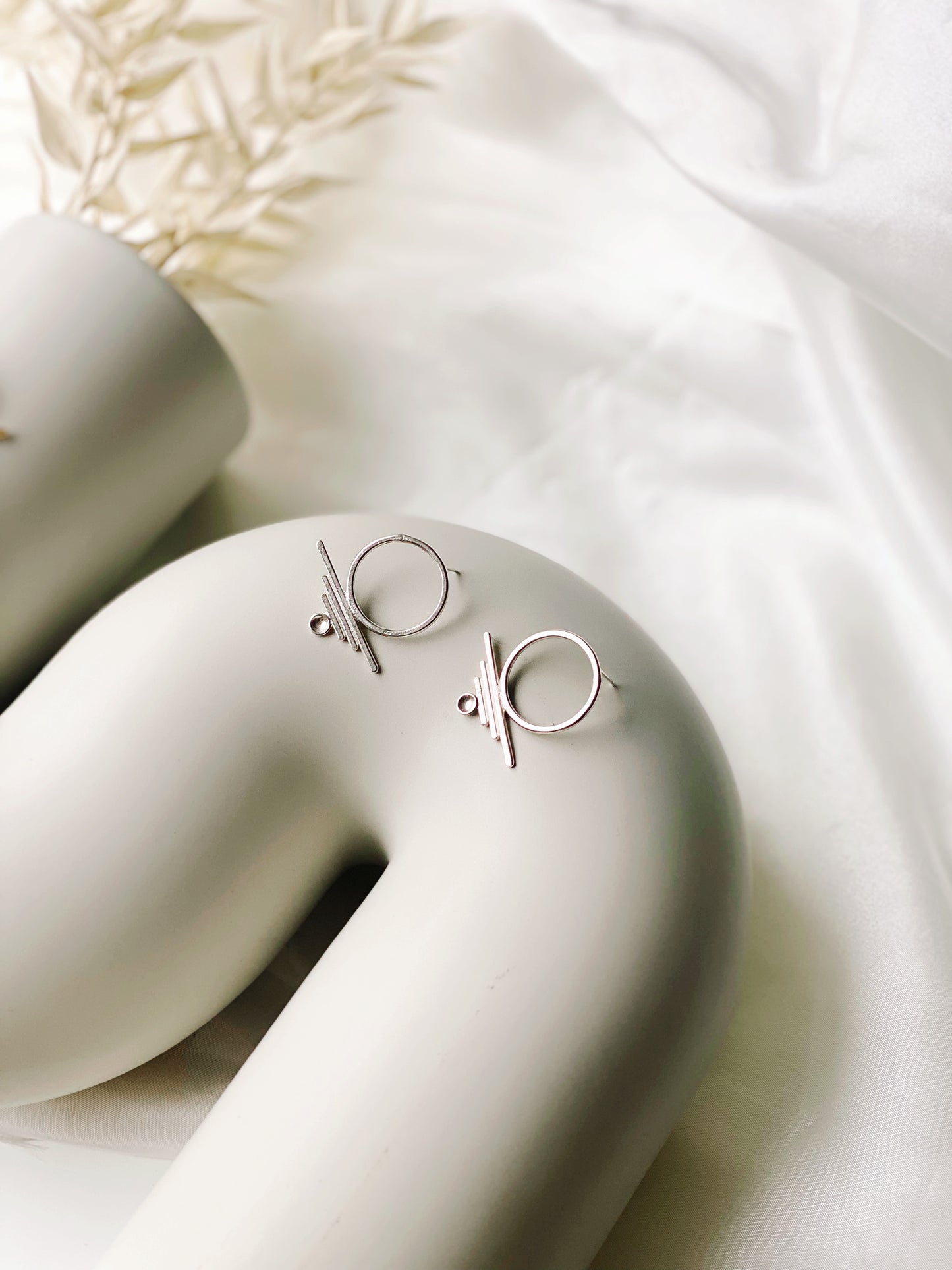 Tulum Circle Studs Earring