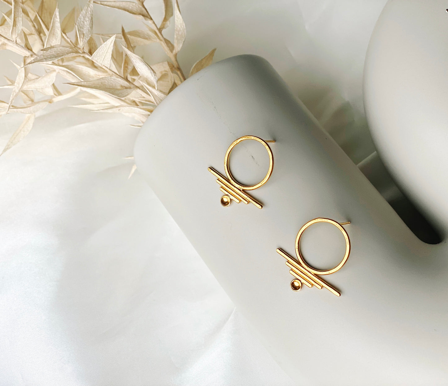 Tulum Circle Studs Earring
